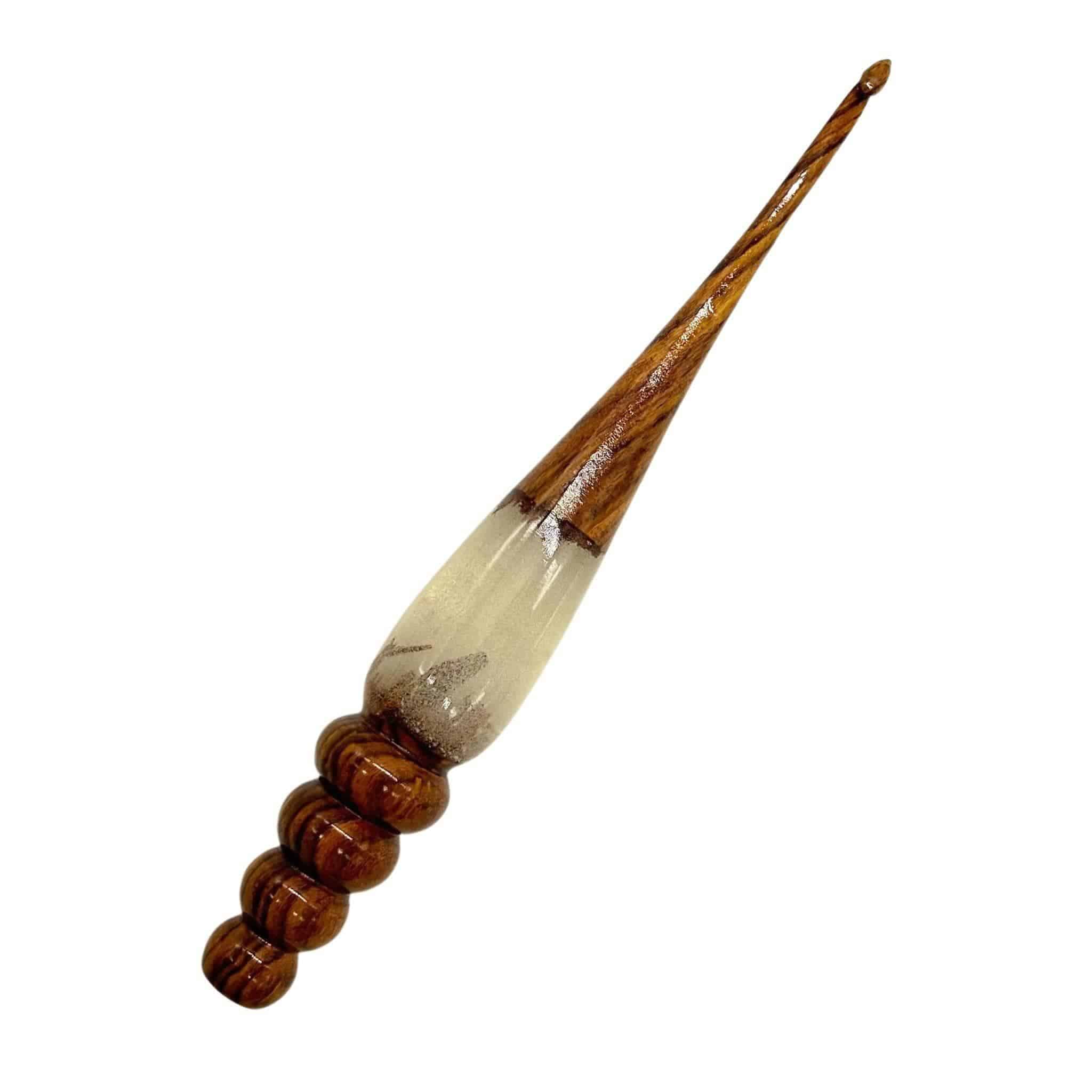 Sparkle Rosewood Ergonomic Crochet Hook – Handcrafted Wood Hook for Crocheters