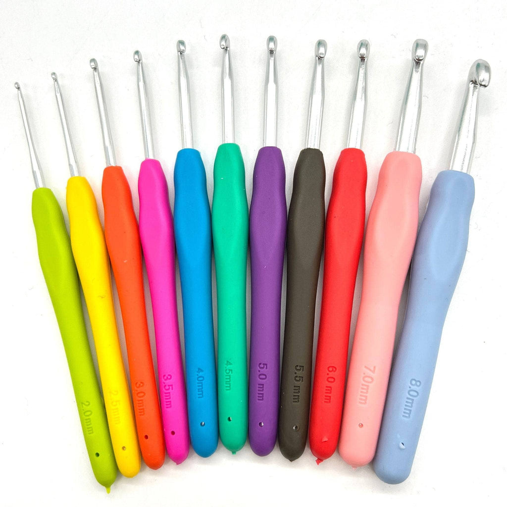 The Ultimate Ergonomic Crochet Hook Set – Complete Sizes for Beginners & Pros